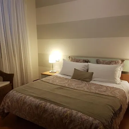 Moniga 3* Desenzano del Garda